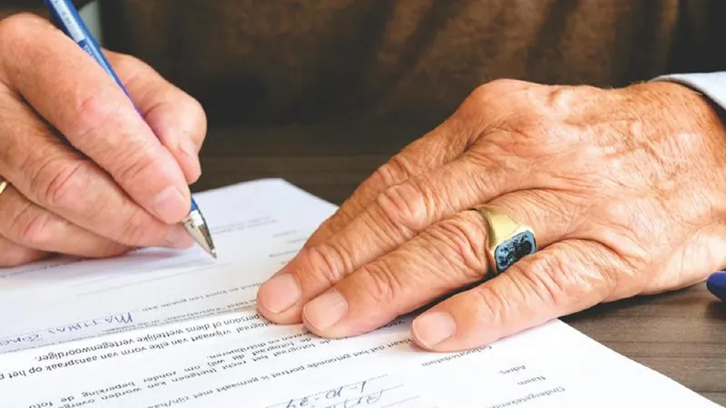 Până când mai poți cumpăra vechime în muncă pentru pensie și cât costă? Cu cât îți crește pensia? - Foto: Pexels