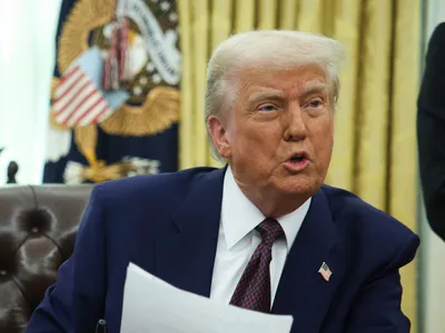 Trump, pe urmele dictatorilor. Vrea să rămână președinte pe viață, ca Putin: „Am metode să fac asta” - Foto: Profimedia images