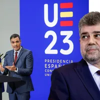 Pedro Sanchez și Marcel Ciolacu - Foto: Profimedia Images