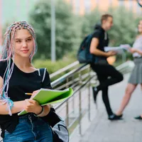 Se schimbă structura anului școlar pentru liceeni: 36 de săptămâni IX-XI, 34 săptămâni a XII-a - Foto: freepik.com - Imagine cu rol ilustrativ