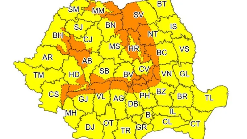 ANM: Cod galben de vânt puternic în întreaga ţară, Cod portocaliu de viscol la munte - Foto: Meteo România