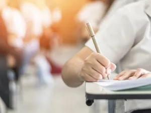 Evaluarea Națională 2025: Subiecte la limba și literatura română. Elevii participă la prima probă scrisă din cadrul examenului