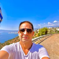Dan Negru: Atena a decăzut. Litoratul grecesc e ca Eforie în anii 90. Suntem peste greci