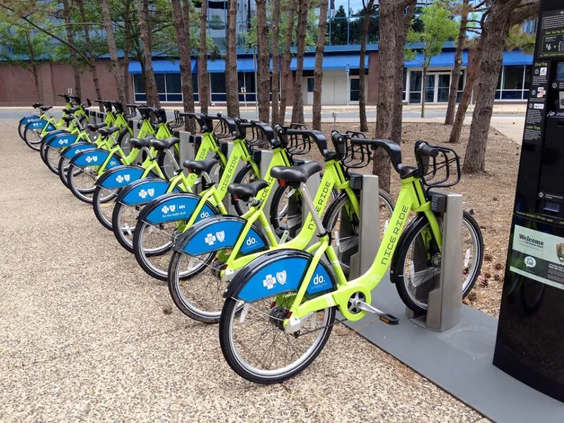 Sistem de bike sharing, inclusiv cu biciclete electrice, la Piatra Neamț, în valoare de 12 mil. lei. / Foto: ziarpiatraneamt.ro