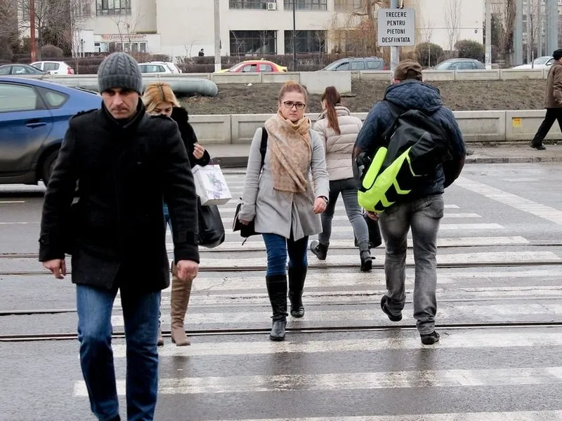 De la „nu mă interesează” la „îți vine să-ți iei câmpii”. Vocea tinerilor alegători - Foto: ZdI