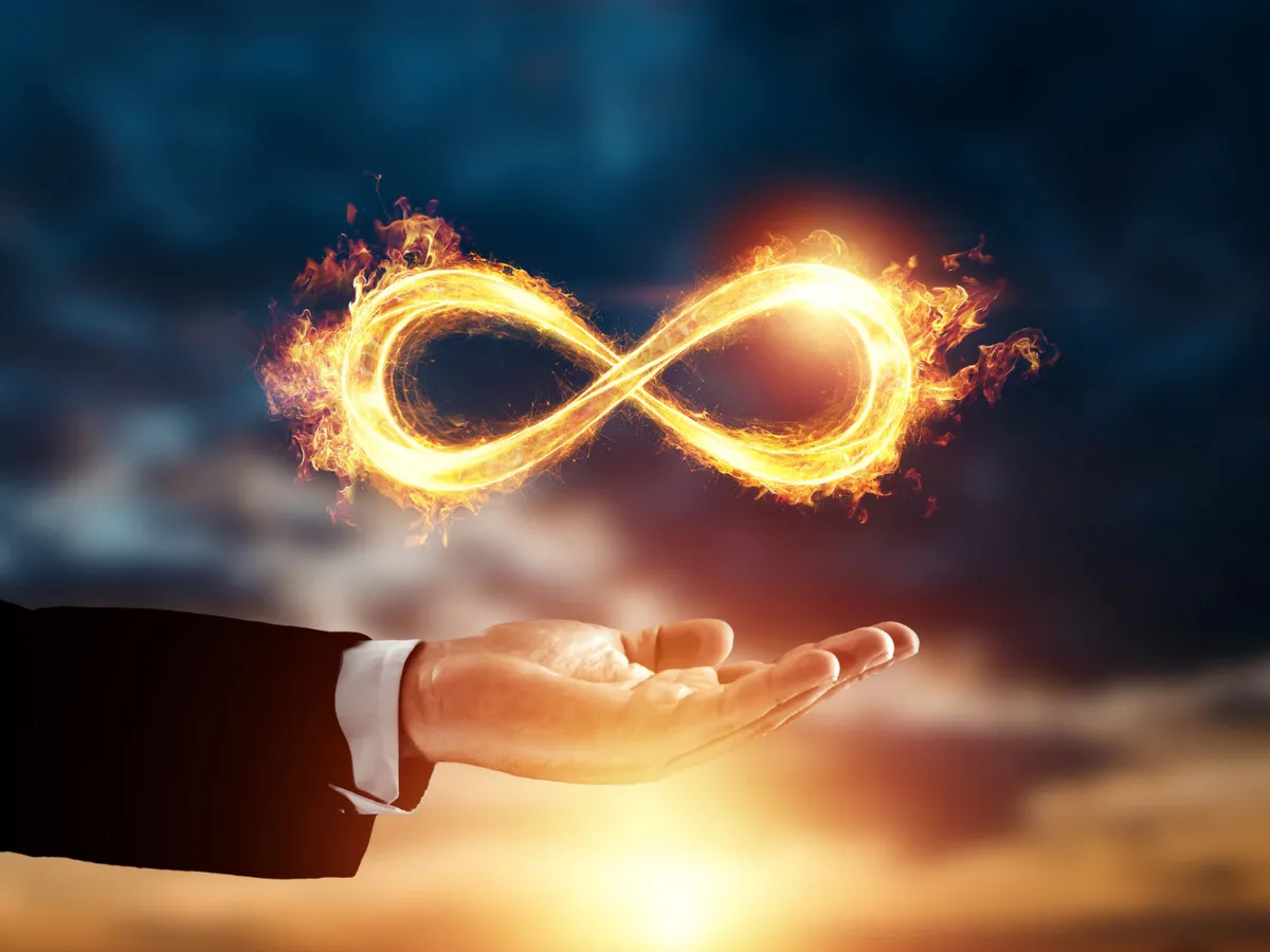 Eternitate - Foto: Freepik