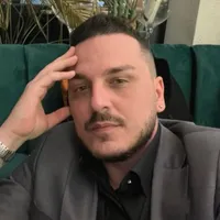 Influencerul Makaveli, implicat în campania lui Georgescu, amendat de Poliție. Ce a mai făcut? - Foto: Facebook/ Makaveli