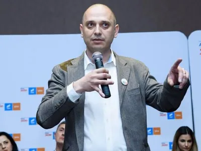 Radu Mihaiu, primarul sectorului 2, nu precizeazîă dacă va bloca finanțarea proiectului lui Ion Ceban/ FOTO: Facebook: