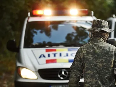 Maşină a Poliţiei Române la caz - Foto: Poliţia Română
