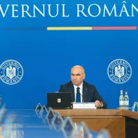Lista măsurilor de austeritate. Românii, îngenuncheați de noi taxe și accize după lăfăiala bugetară - Foto; Profimedia images