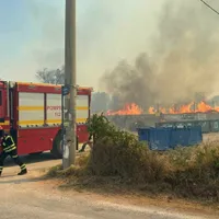Pompierii români lucrează la foc continuu în Grecia, pentru stingerea incendiilor de vegetație - Foto: IGSU / imagine cu rol ilustrativ