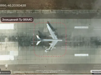 Bombardierul lovit - FOTO AviVector
