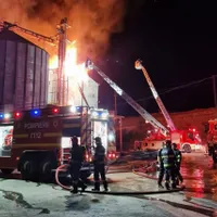 Incendiu puternic în județul Vaslui. Peste 1.600 de tone de furaje pentru păsări au ars - Foto: Facebook / ISU Vaslui