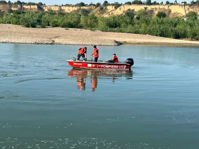 Foto: Tănărul a mers la scăldat și n u s-a mai întors Sursa: Freepik