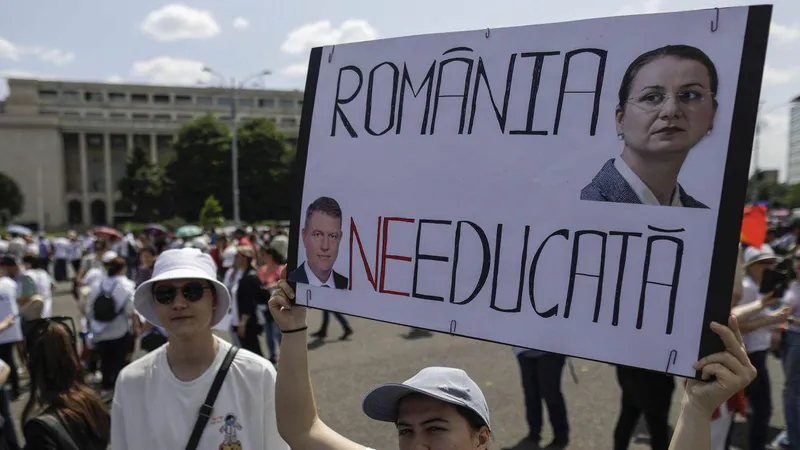 SONDAJ Românii susțin protestele profesorilor împotriva austerității. Cine sunt principalii vinovați - Foto: Inquam Photos / Octav Ganea