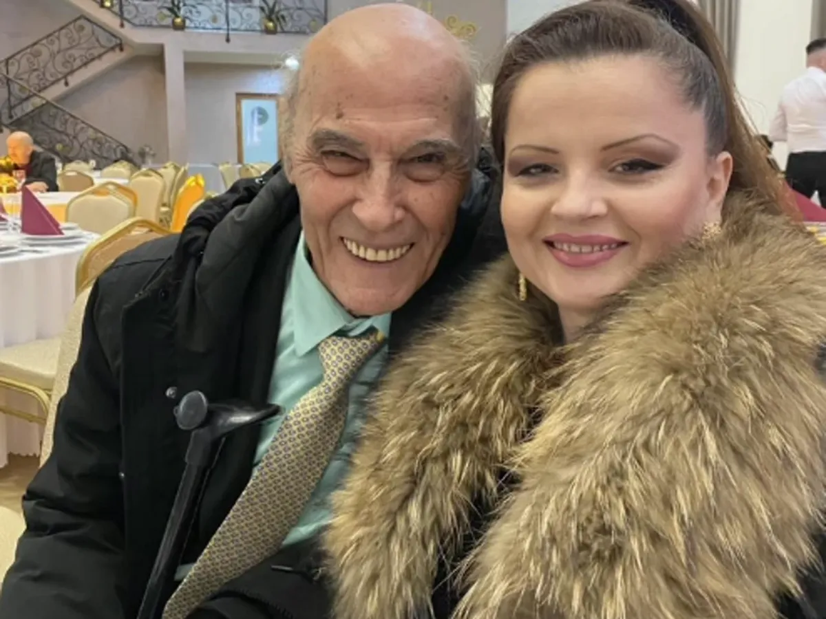 La 88 de ani, un bărbat trăiește iubirea la pensie alături de o femeie de 41. „Suntem ca o singură persoană”