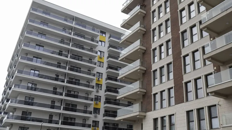 Apartamentele s-au scumpit în decembrie, în marile oraşe - Foto: INQUAM PHOTOS / Octav Ganea