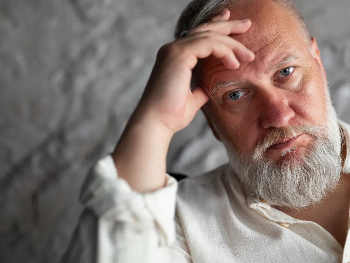 Pensionar, trist la pensie - Foto: Freepik