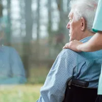 Italian păcălit de o badantă româncă pentru bani. Bătrânul a rămas fără peste 2 milioane de euro - Foto: Profimedia / imagine rol ilustrativ