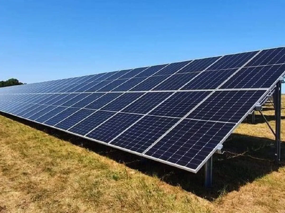Primăria Iași vrea să pună panouri fotovoltaice pe fosta groapă de gunoi