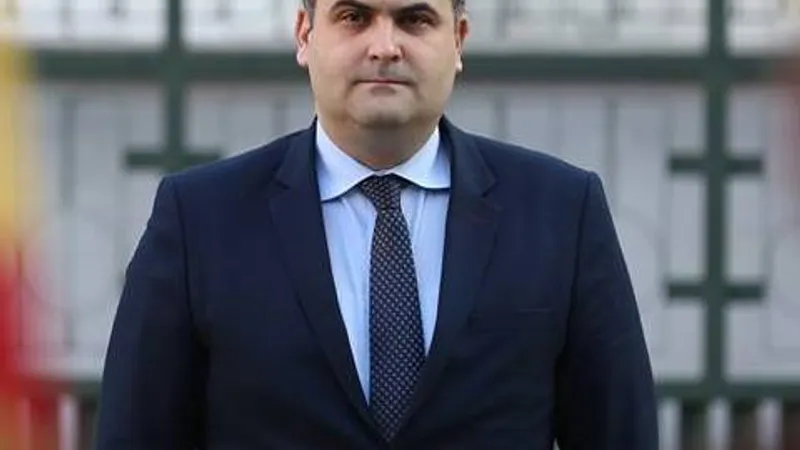 Ministrul Apărării, Gabriel Leș. Sursa: Facebook