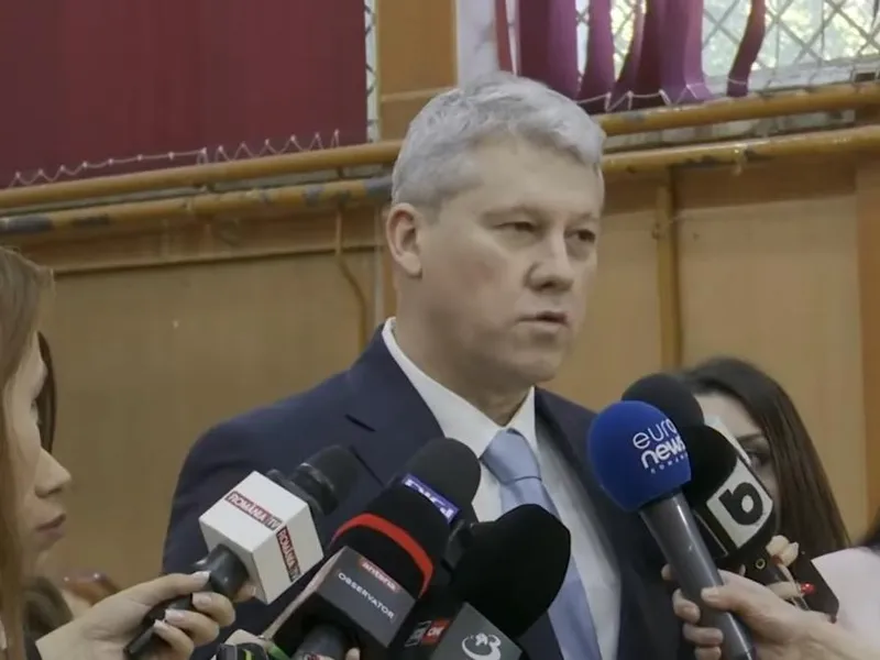 Premierul Predoiu: Am votat consolidarea și dezvoltarea rolului României în lume, în UE - Foto: captură video