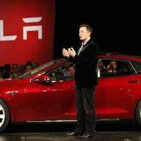 Patronul și directorul general al Tesla, Elon Musk, a fost dat în judecată de un acţionar care îl acuză că a încălcat acordul convenit în 2018 cu Comisia americană pentru bursă şi valori mobiliare. / Foto: businesshour.ro