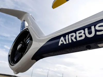 Logo-ul Airbus se vede pe un elicopter de ultimă generaţie al concernului aero - Foto: Profimedia Images