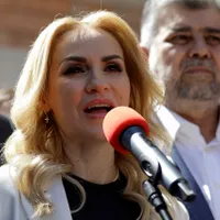 Gabriela Firea și-a depus candidatura la Primăria Generală - Foto: INQUAM PHOTOS/Octav Ganea