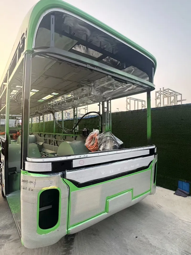 Foto: Troleibuz Yutong U12 pentru STB - Facebook / Stelian Bujduveanu