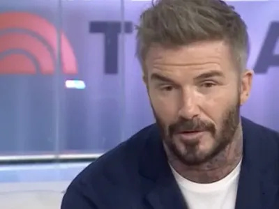 FOTO ”Transformare șocantă” a lui David Beckham: a apărut în direct la TV și internetul a ”explodat”! ”E horror”