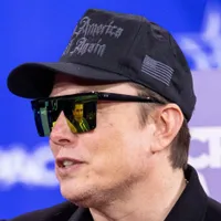 Elon Musk răspândește minciuni: Călin Georgescu a fost arestat. Ce calitate are de fapt extremistul? - Foto: Profimedia Images
