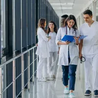 Cu ce notă se promovează anul acesta examenul de rezidențiat Foto: freepik.com - rol ilustrativ