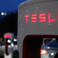 Încărcare pentru toate mașinile electrice, la Tesla Supercharger din România. kW-ul costă cât GPL-ul - Foto: Profimedia Images - Imagine cu rol ilustrativ