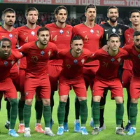Control antidoping inopinat, efectuat de UEFA la selecţionata Portugaliei. / Foto: mondefootball.fr
