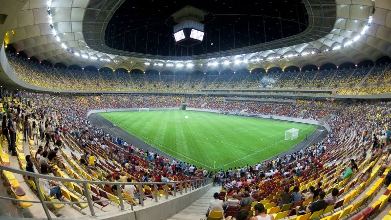 Mai durează până când spectatorii să revină la Arena Națională. Foto Wikipedia