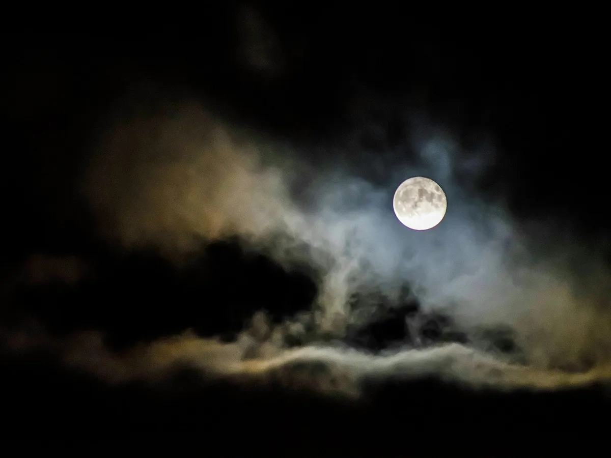 HOROSCOP Schimbări radicale, revelații karmice! Eclipsa de Lună plină, 14 martie, resetează viețile - FOTO: Pexels(imagine cu rol ilustrativ)