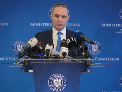 Alexandru Nazare, ministrul Finanţelor - Foto: INQUAM PHOTOS/George Călin