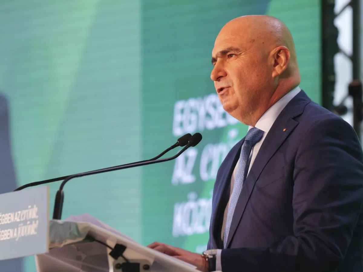 Premierul Bolojan, la Congresul UDMR - Foto: INQUAM PHOTOS/Simion Sebastian Tătaru