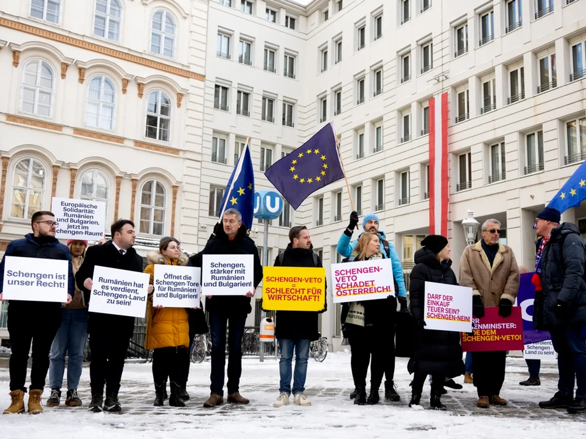 Protest la Viena după ce România nu a fost primită în Schengen. Cele 3 scenarii de aderare - Foto: Profimedia images