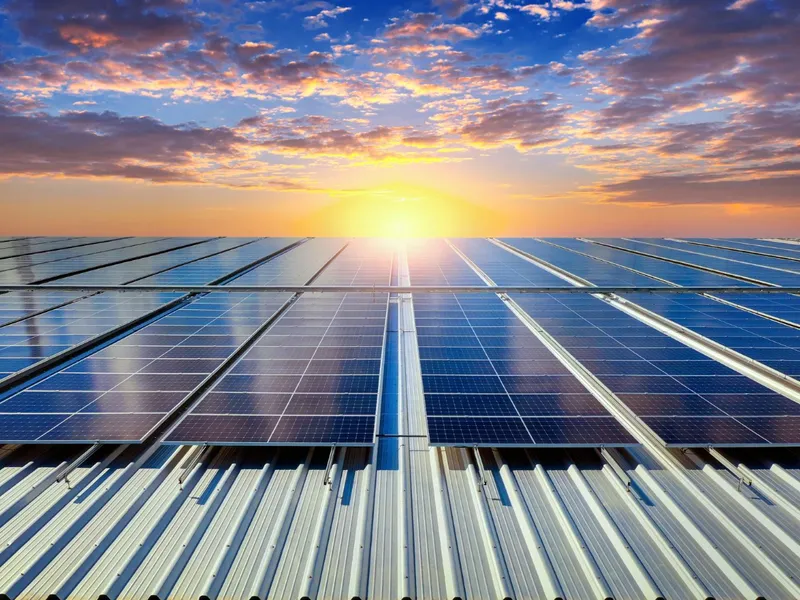 15.000 familii primesc bani de la UE pentru panouri fotovoltaice. Care sunt condițiile? Foto: Freepik (fotografie cu caractter ilustrativ)