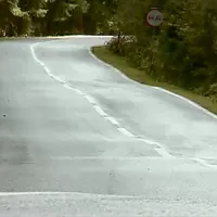 400.000 de euro aruncați:  „Transalpina Clujului”, asfaltată cu valuri. / Foto: digi24.ro