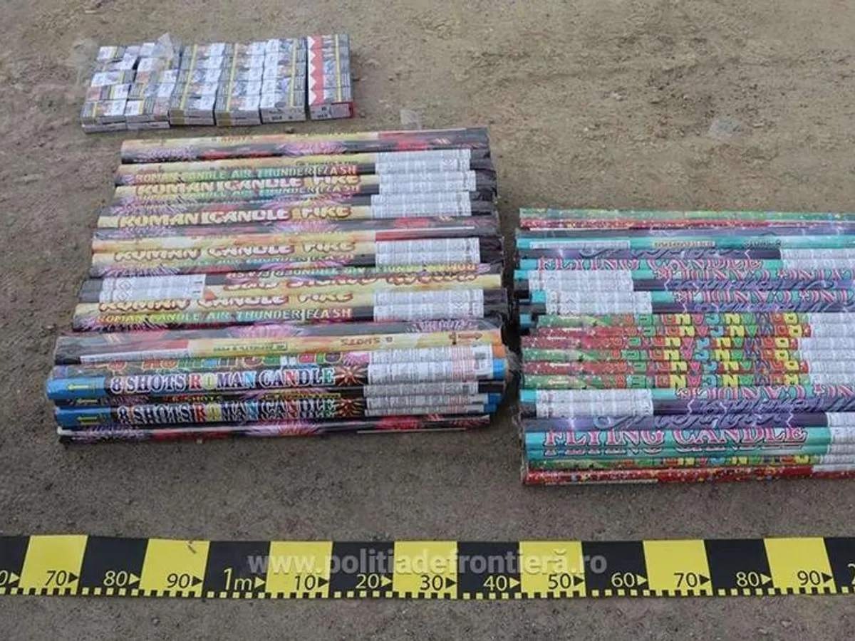 200 de articole pirotehnice, găsite de poliţiştii de frontieră într-un microbuz condus de un bulgar