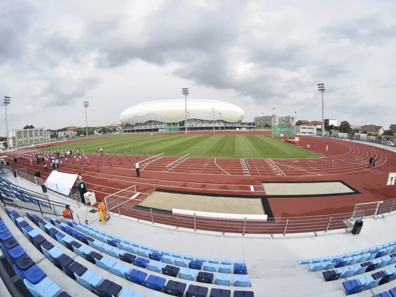 Stadionul ''Nicolae Mărăşescu'' din Craiova. / Foto: fra.ro