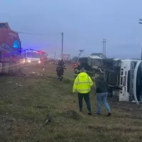 Accident între un autocar și o cisternă cu motorină, în Bistrița: 13 răniți, doi în stare gravă. / Foto: Info Trafic 24, Facebook