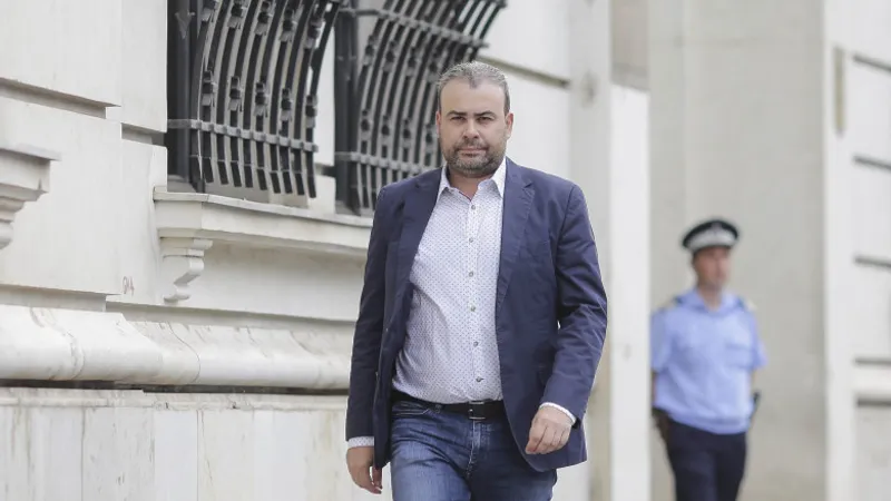 Fostul ministru de Finanțe PSD Darius Vâlcov, achitat definitiv în dosarul pentru instigare la mită. / Foto: digi24.ro