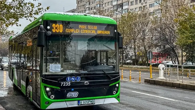 Cum vor circula autobuzele de Revelion - Foto: Facebook/Societatea de Transport București - STB SA - cu rol ilustrativ