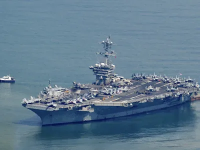 Portavionul USS George Washington - Foto: Profimedia images