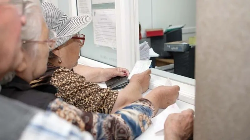 În România sunt 5,128 milioane de pensionari. / Foto: agora.md