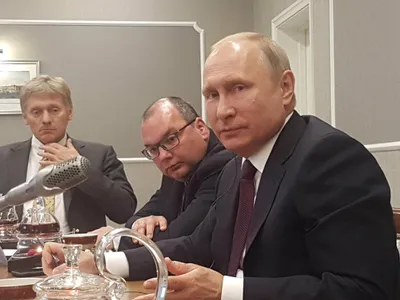Dimitri Peskov și Vladimir Putin - Foto: Profimedia images